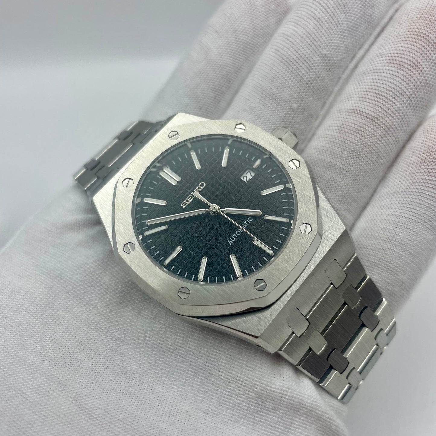 Royal Seikoak Black